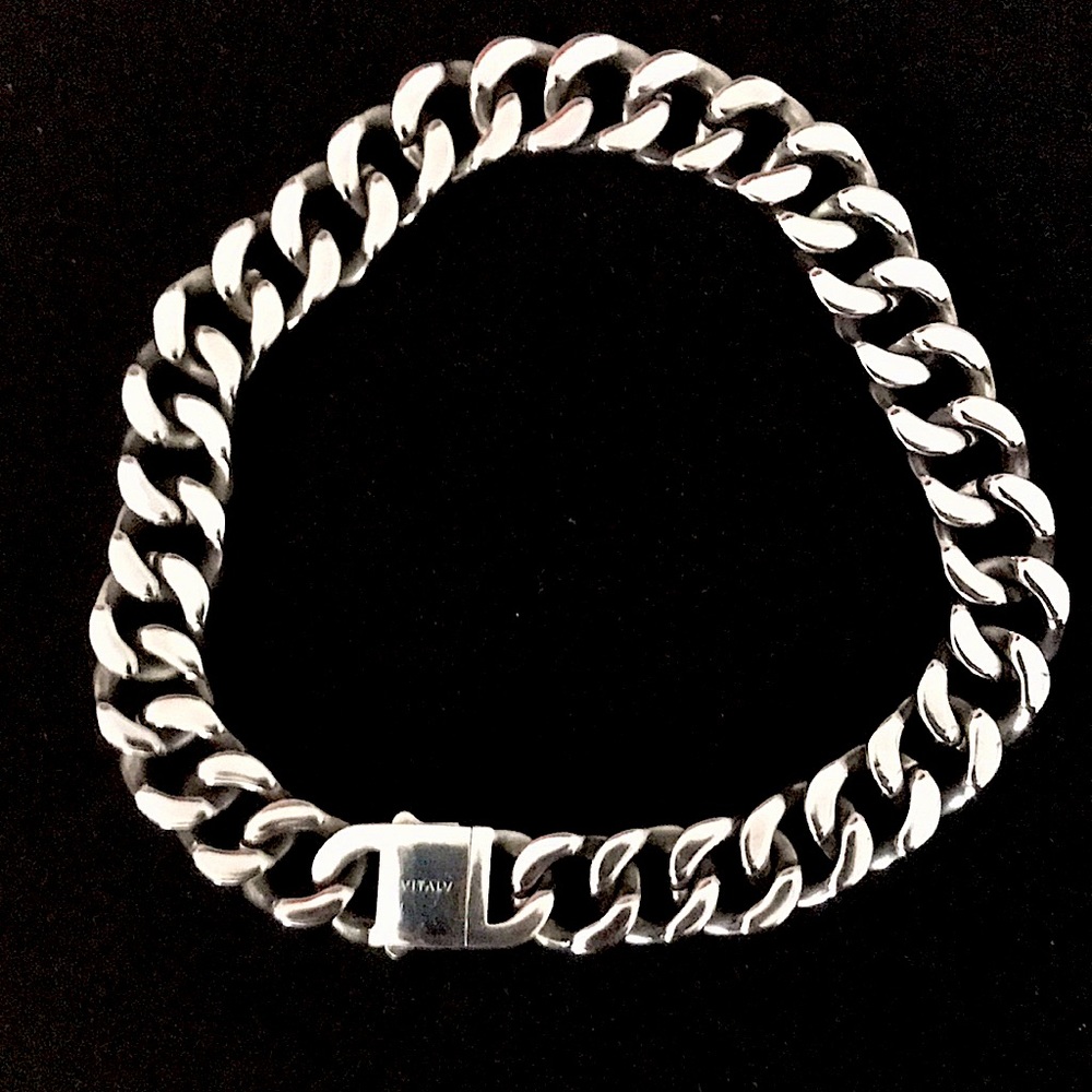 Vitaly 18" Riot Chain
